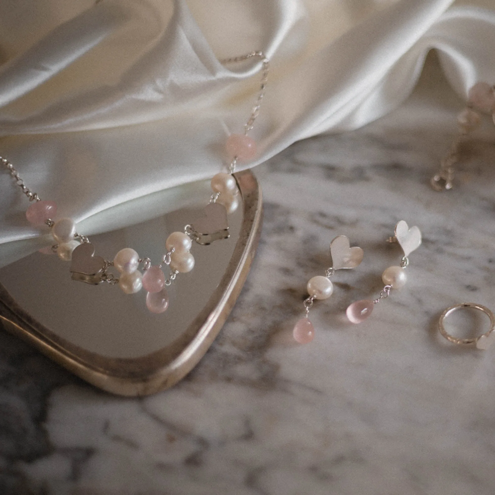 Aphrodite Rose Quartz and Pearl Romance Necklace