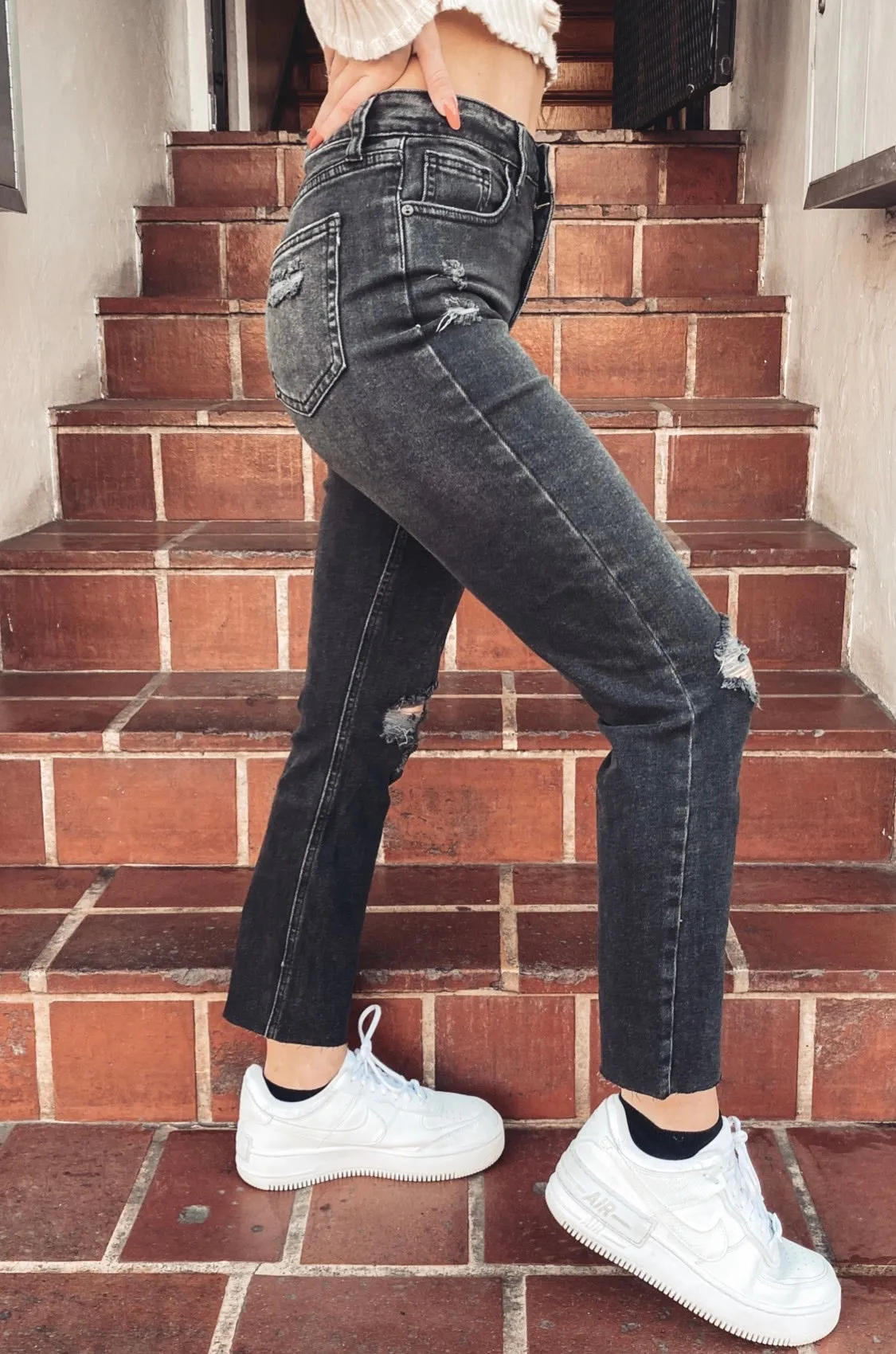 Bowie Straight Destructed Jeans