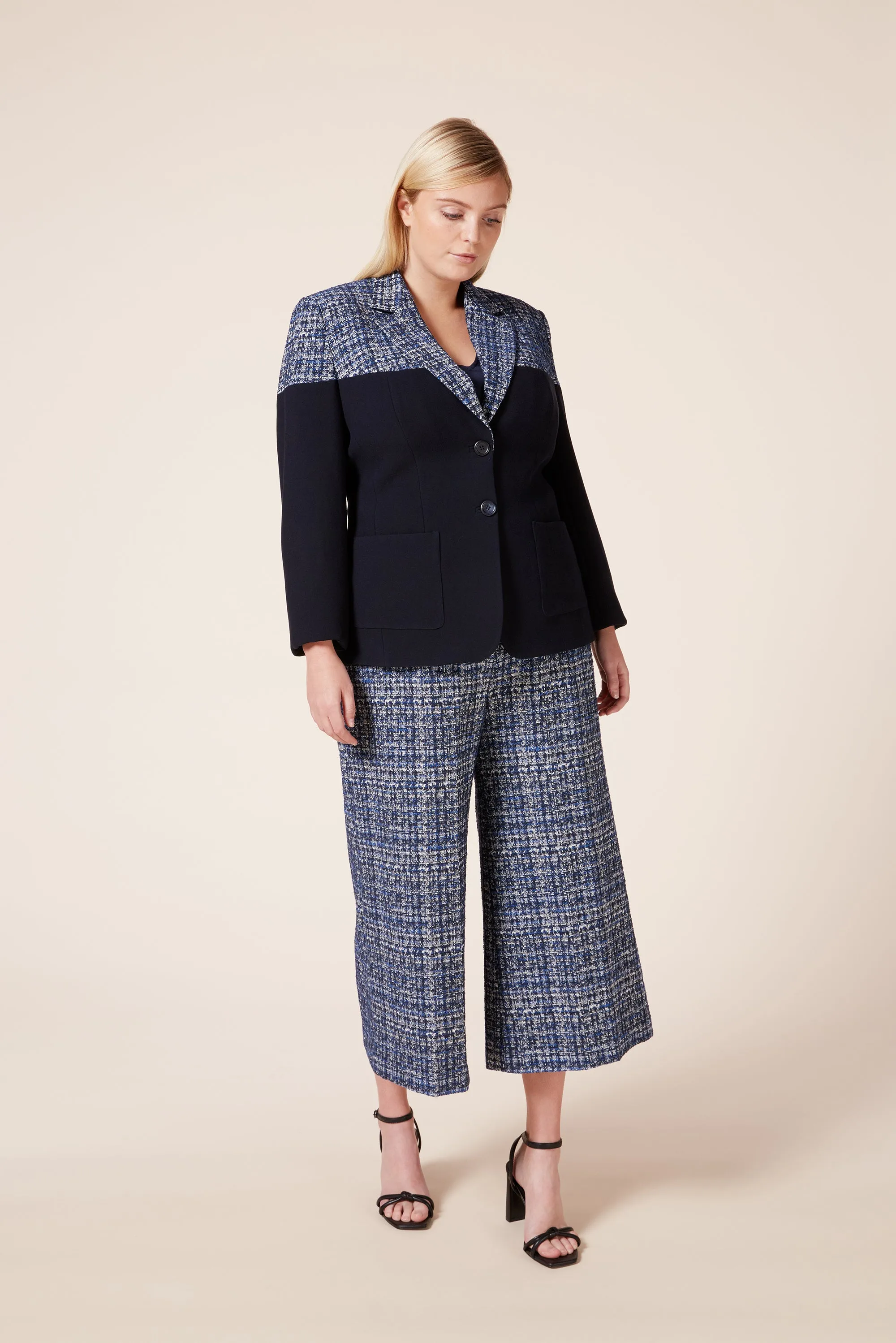 Two-tone Navy Blazer