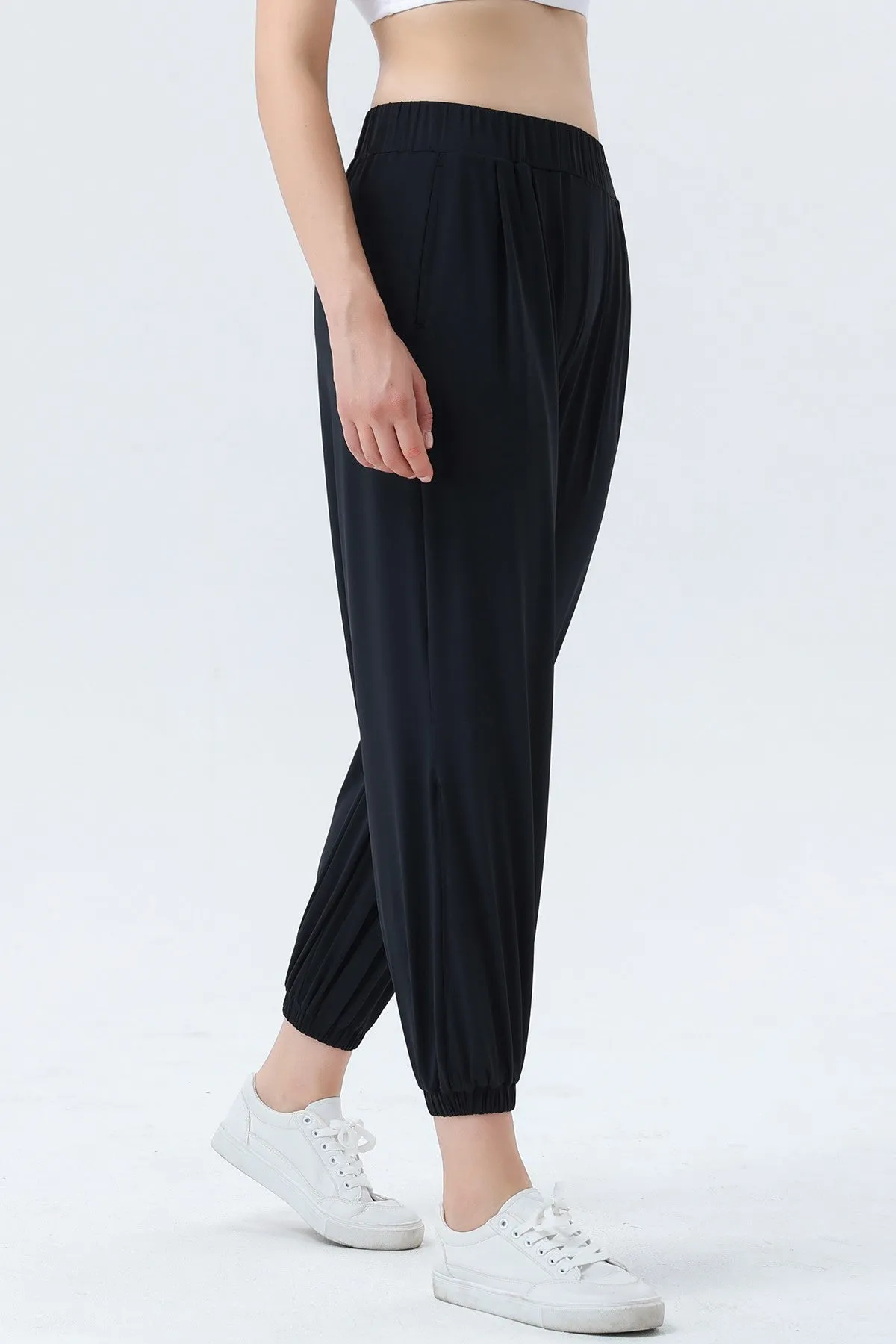 UPF 50  Sun Protection Cropped Tapered Pants