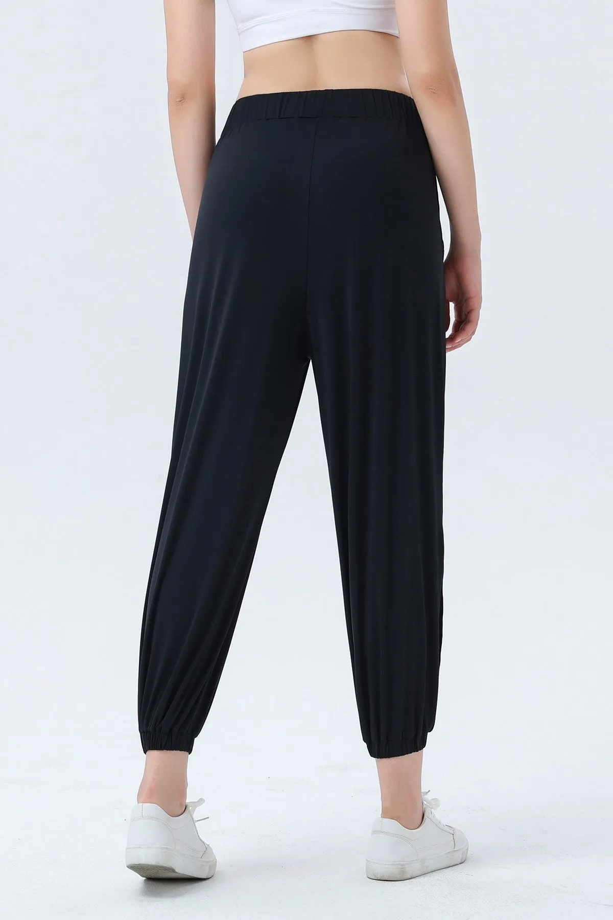 UPF 50  Sun Protection Cropped Tapered Pants