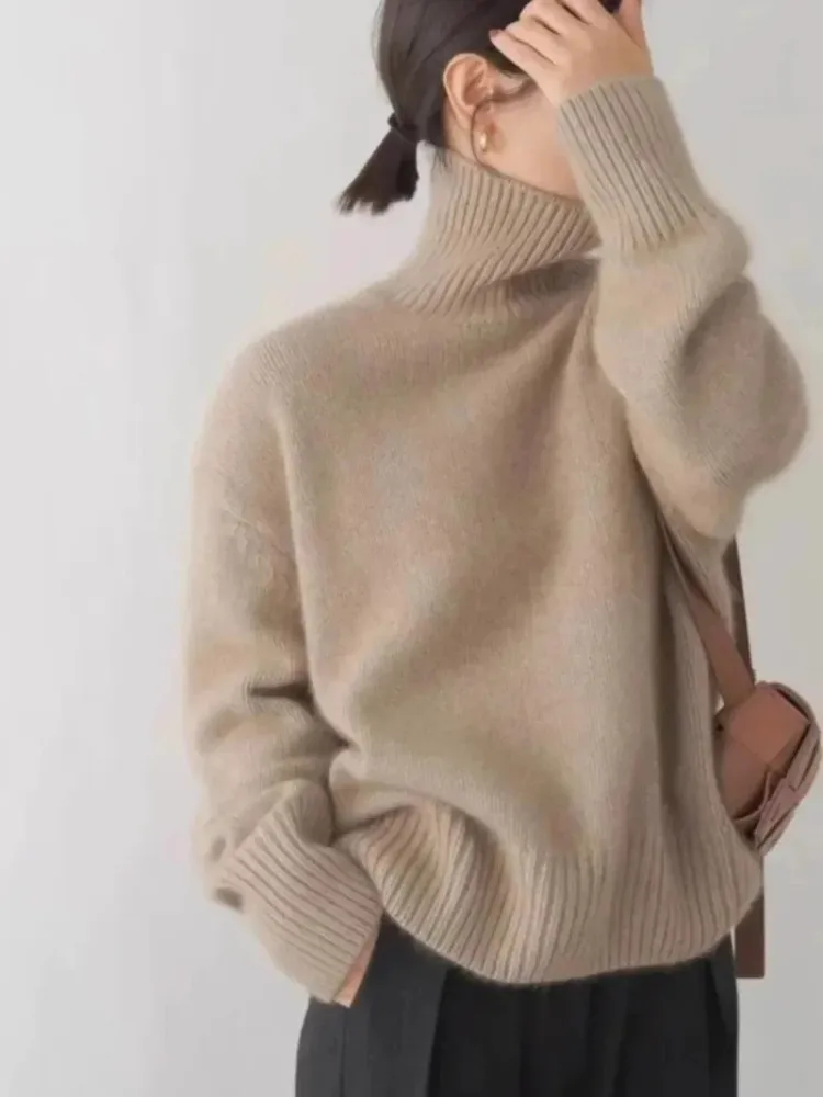 Women's Oversized Breathable Turtleneck Jumper | Ideal for Autumn/Winter