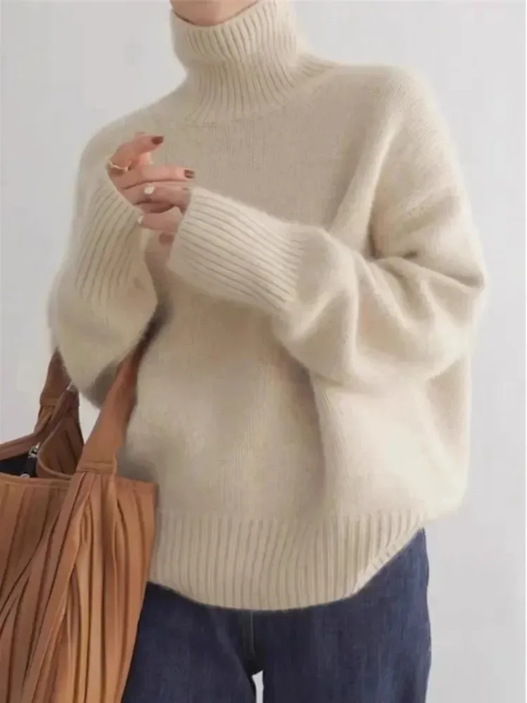 Women's Oversized Breathable Turtleneck Jumper | Ideal for Autumn/Winter
