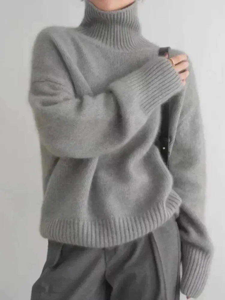Women's Oversized Breathable Turtleneck Jumper | Ideal for Autumn/Winter
